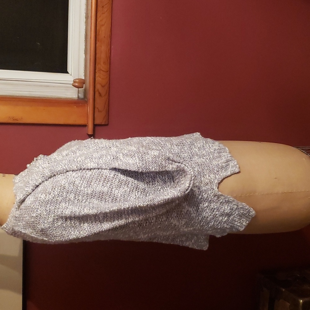 Sweater - Picture 3 of 5
